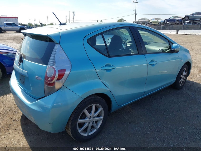 2012 Toyota Prius C Three VIN: JTDKDTB38C1011963 Lot: 39714594