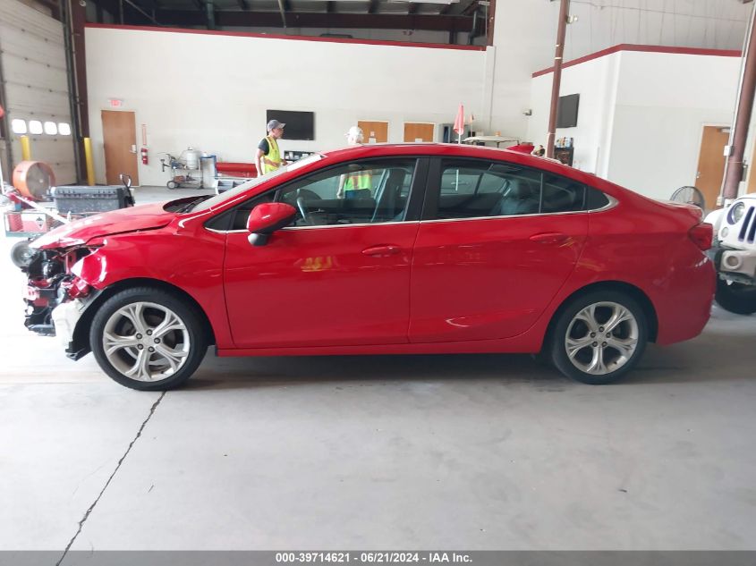 2019 Chevrolet Cruze Premier VIN: 1G1BF5SM4K7106104 Lot: 39714621