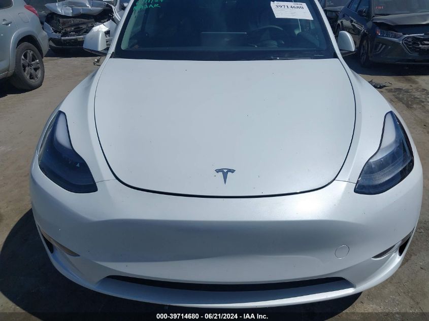 2023 Tesla Model Y Awd/Long Range Dual Motor All-Wheel Drive VIN: 7SAYGDEE3PF886615 Lot: 39714680