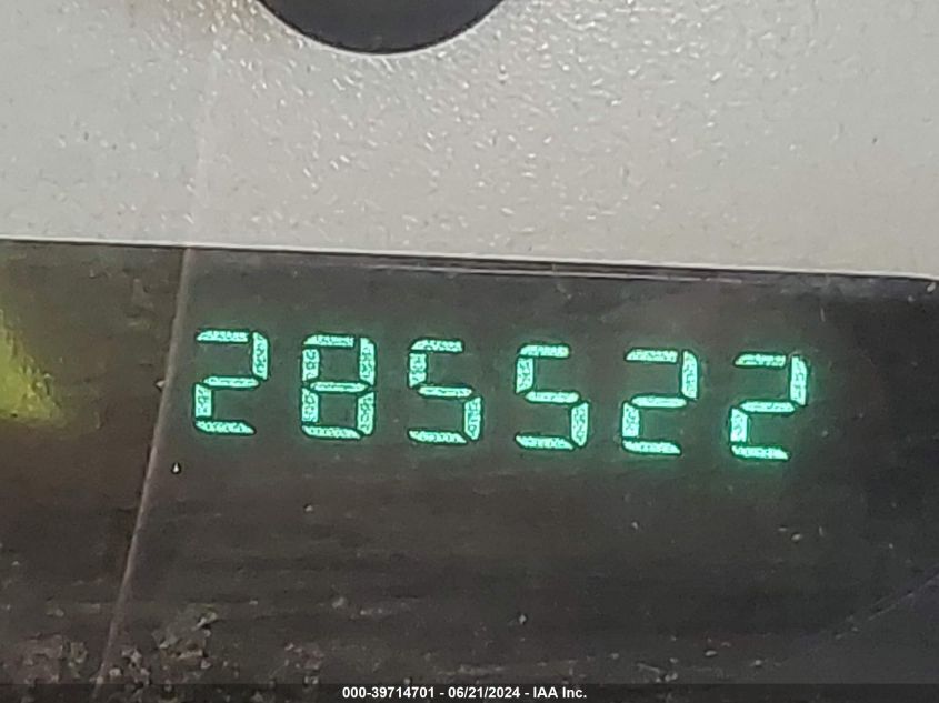 2005 Chrysler Town & Country VIN: 1C4GP45R15B111869 Lot: 39714701