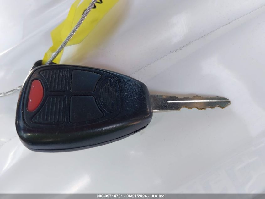 2005 Chrysler Town & Country VIN: 1C4GP45R15B111869 Lot: 39714701