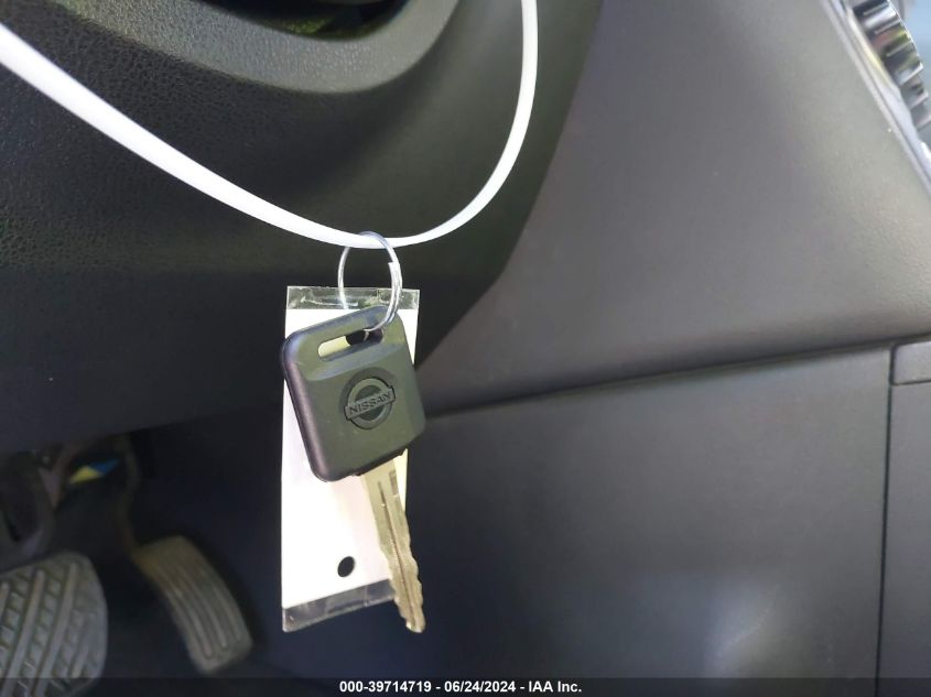 2011 Nissan Rogue S VIN: JN8AS5MT9BW570261 Lot: 39714719