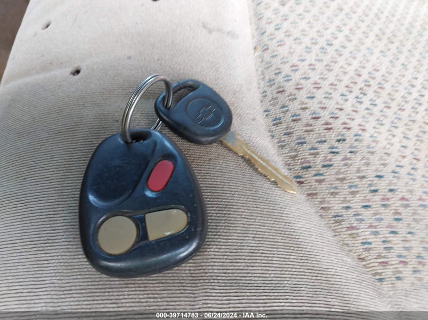 2002 Chevrolet Silverado 2500Hd Ls VIN: 1GCHC29U02E102464 Lot: 39714783