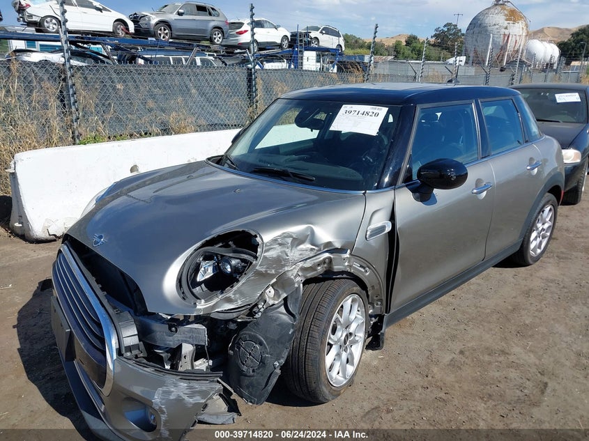 2021 Mini Hardtop Cooper VIN: WMWXU7C02M2N60844 Lot: 39714820