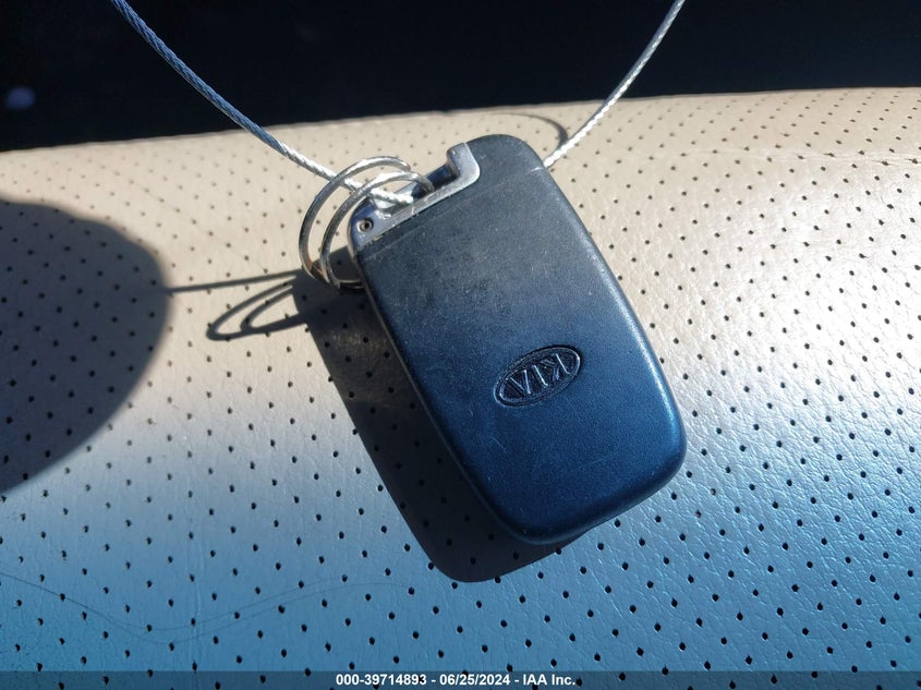 2011 Kia Sorento Ex VIN: 5XYKUDA26BG064271 Lot: 39714893