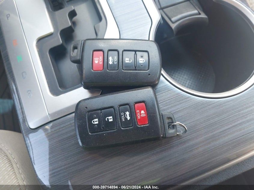 2014 Toyota Camry Hybrid Le VIN: 4T1BD1FK0EU114720 Lot: 39714894