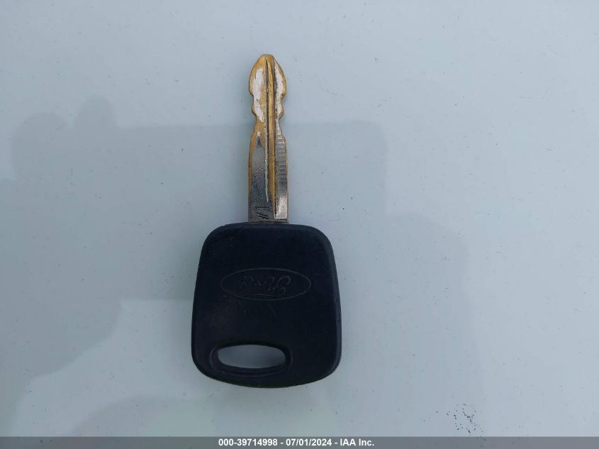 2003 Ford Escape Xlt VIN: 1FMYU93103KD92384 Lot: 39714998