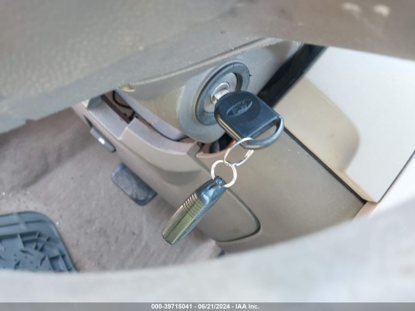 2008 Ford Focus Se/Ses VIN: 1FAHP35N08W245819 Lot: 39715041