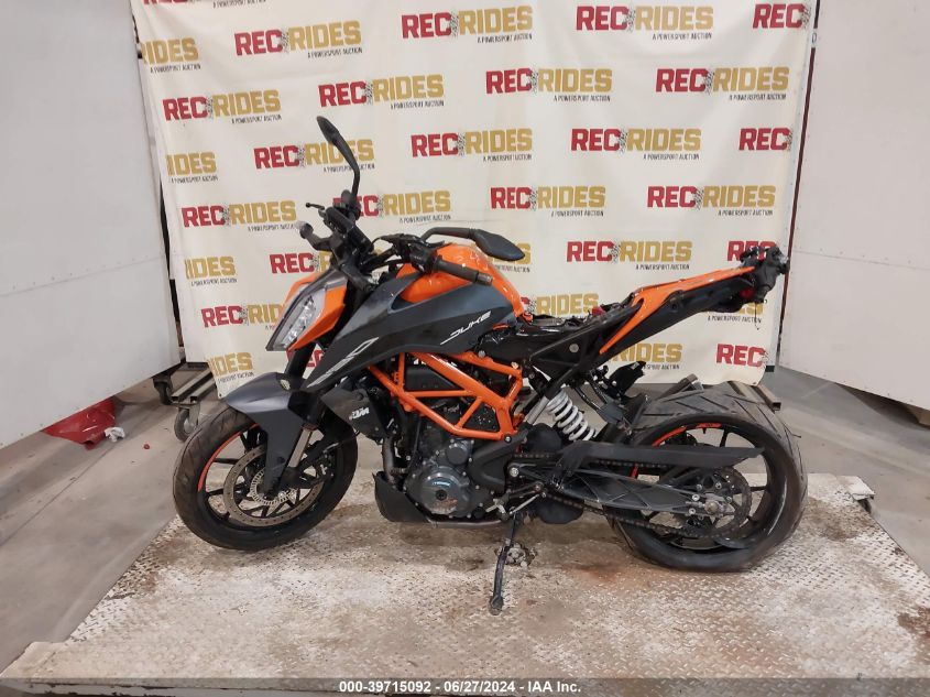 2023 Ktm 390 Duke VIN: MD2JPJ405PC234220 Lot: 39715092