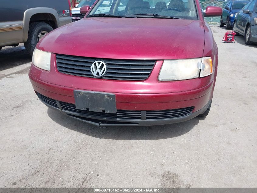2000 Volkswagen Passat Glx VIN: WVWPD23B5YP340663 Lot: 39715162