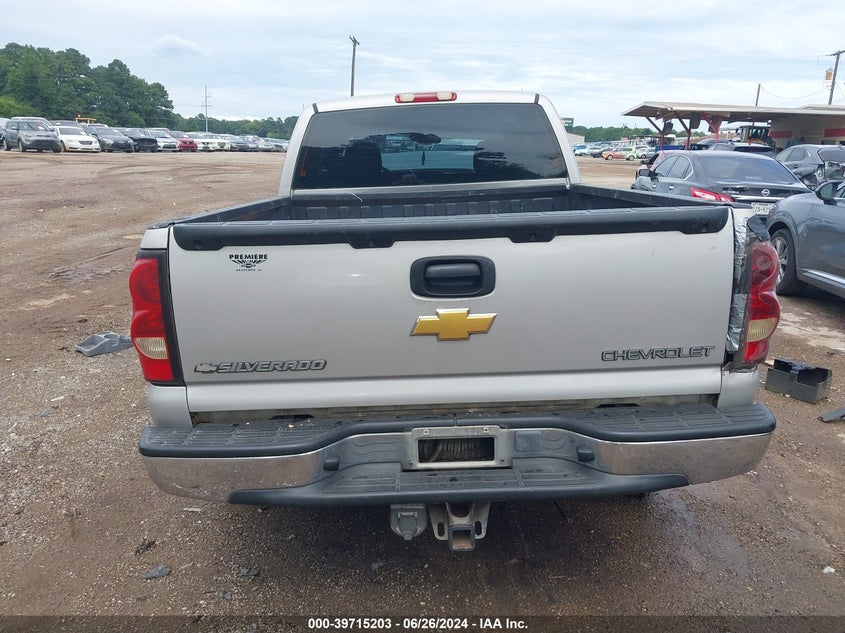 2004 Chevrolet Silverado 1500 Ls VIN: 2GCEC19V741131888 Lot: 39715203