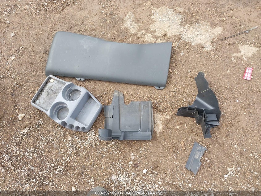 2004 Chevrolet Silverado 1500 Ls VIN: 2GCEC19V741131888 Lot: 39715203