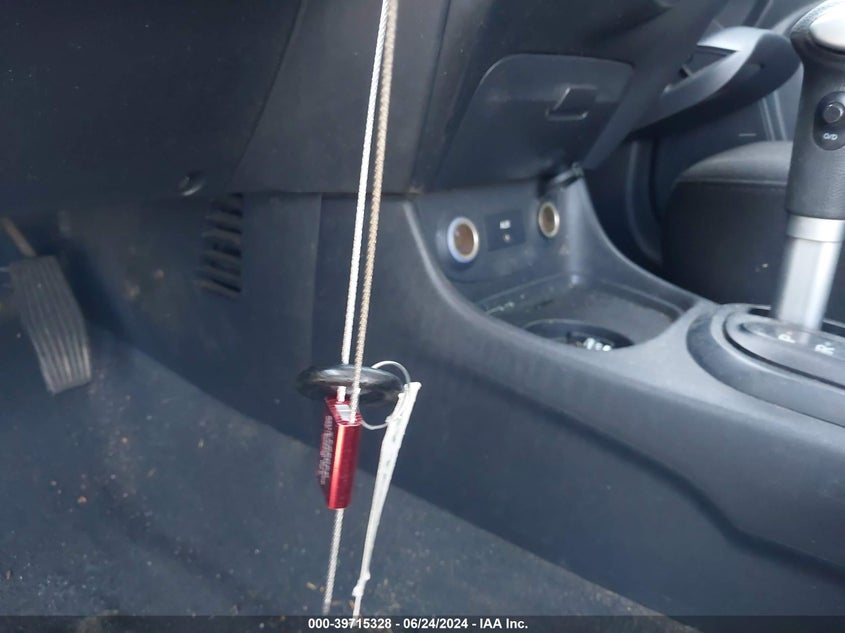 2008 Hyundai Accent Gs VIN: KMHCM36C58U084563 Lot: 39715328