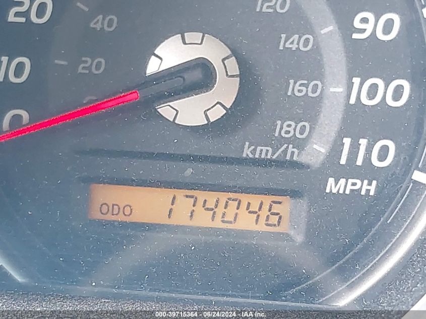 2003 Toyota 4Runner Limited V8 VIN: JTEZT17R438001615 Lot: 39715364