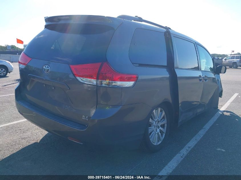 5TDDK3DC2BS025273 2011 Toyota Sienna Xle