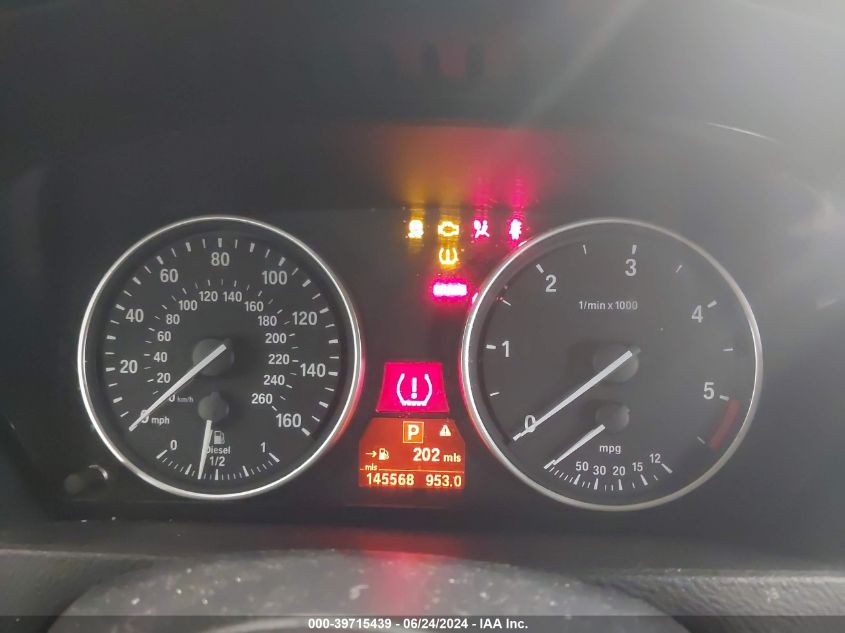 2012 BMW X5 xDrive35D VIN: 5UXZW0C51CL671613 Lot: 39715439