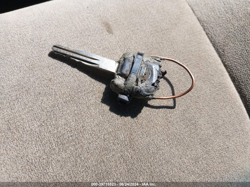 2003 Nissan Maxima Gxe VIN: JN1DA31D63T516757 Lot: 39715523