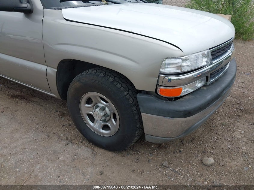2002 Chevrolet Silverado C1500 VIN: 1GCEC19W02Z120115 Lot: 39715643