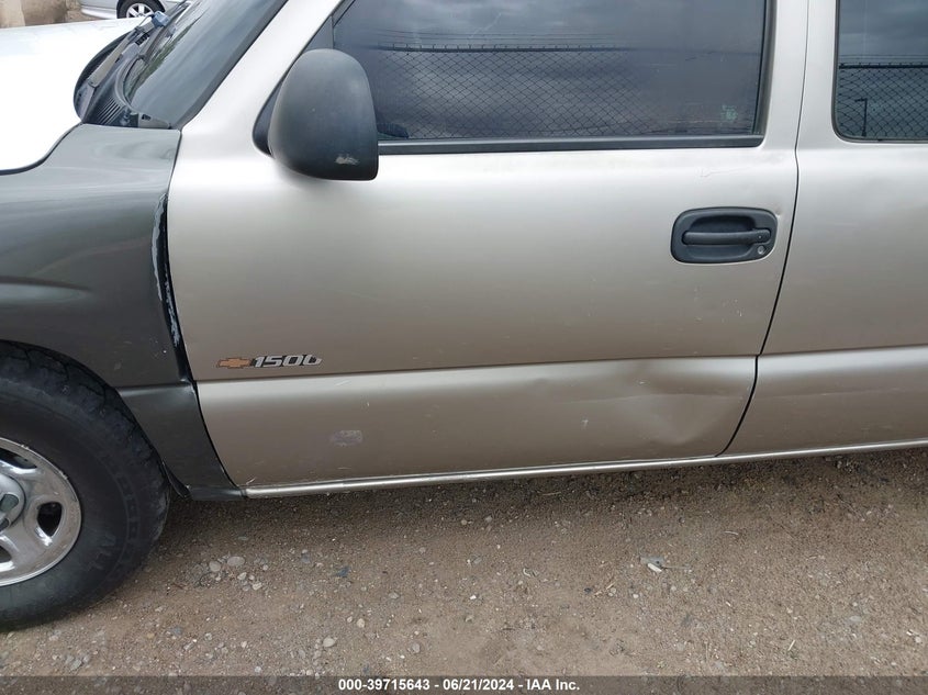 2002 Chevrolet Silverado C1500 VIN: 1GCEC19W02Z120115 Lot: 39715643