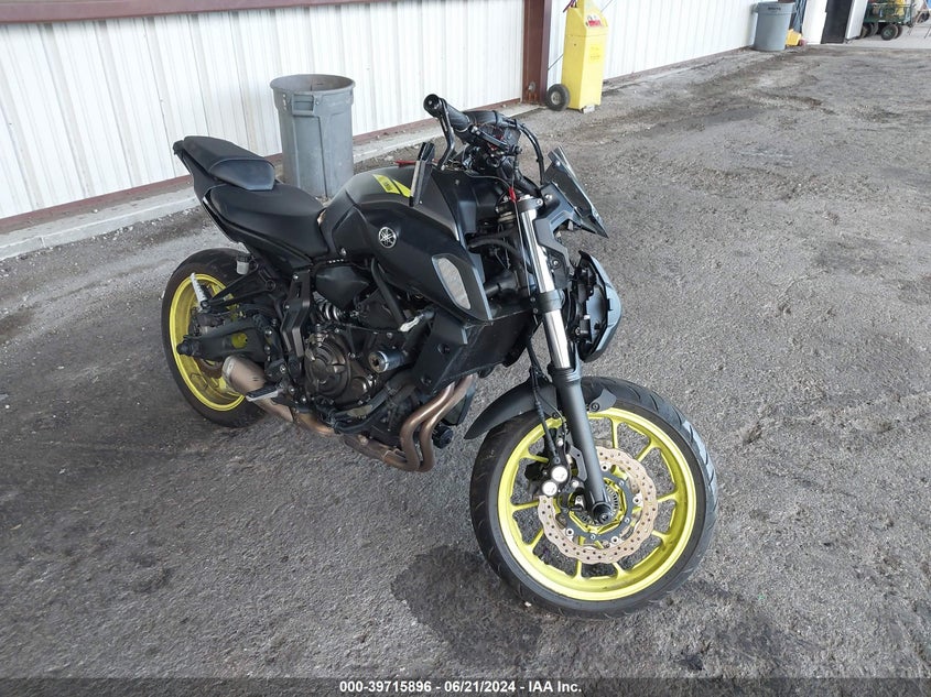VIN JYARM27E1JA001092 2018 YAMAHA MT07