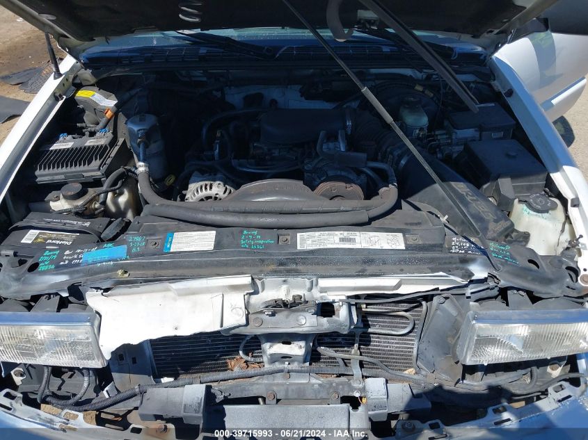 2000 Chevrolet Blazer Ls VIN: 1GNDT13W5Y2110368 Lot: 39715993