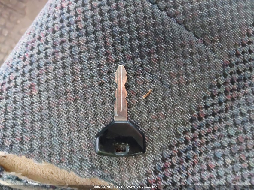 2001 Dodge Ram 1500 St VIN: 3B7HF13Y31M580612 Lot: 39716010