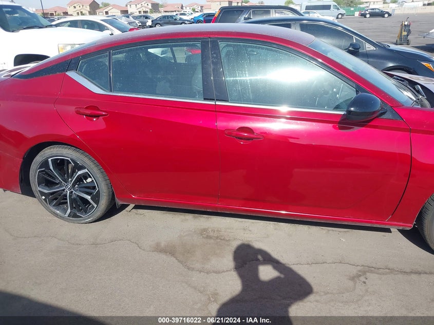 VIN 1N4BL4CV3PN304554 2023 NISSAN ALTIMA SR FWD