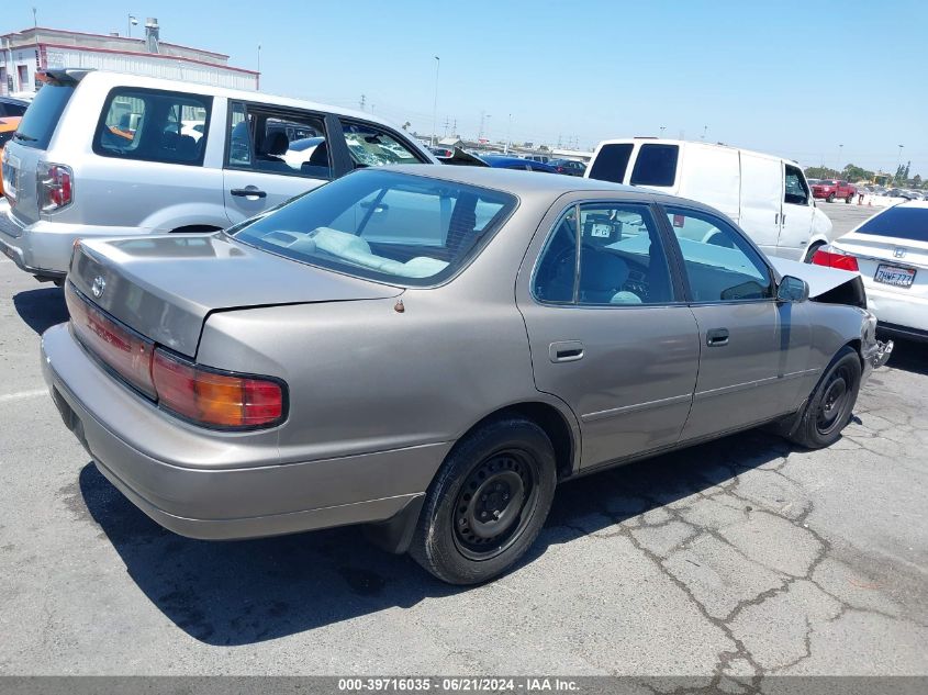 1993 Toyota Camry Le VIN: 4T1VK12E6PU091448 Lot: 39716035