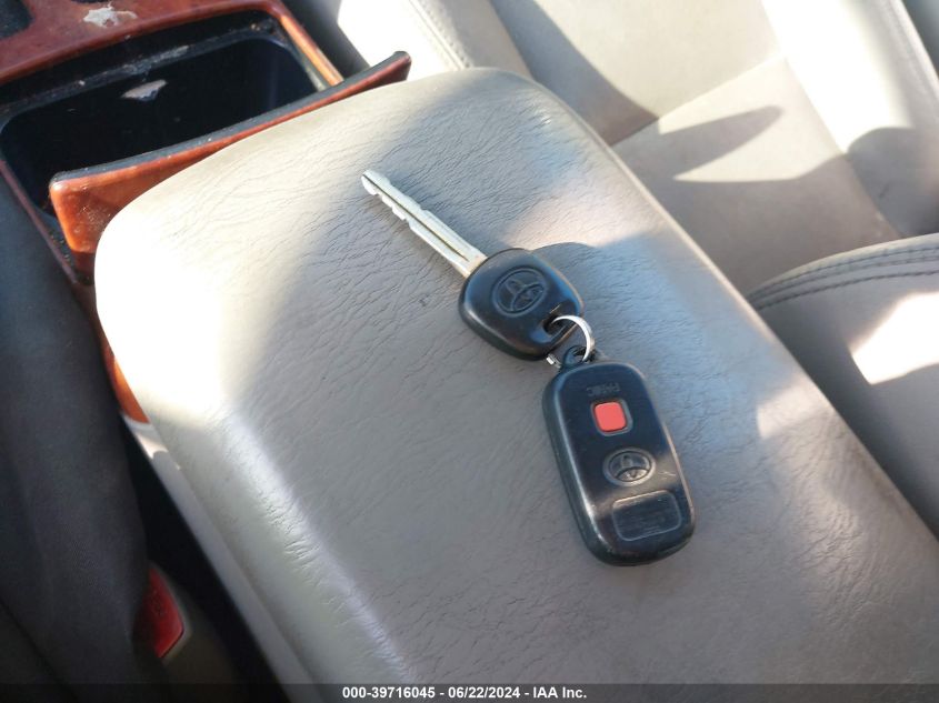 2005 Toyota Camry Xle VIN: 4T1BE32K15U633032 Lot: 39716045