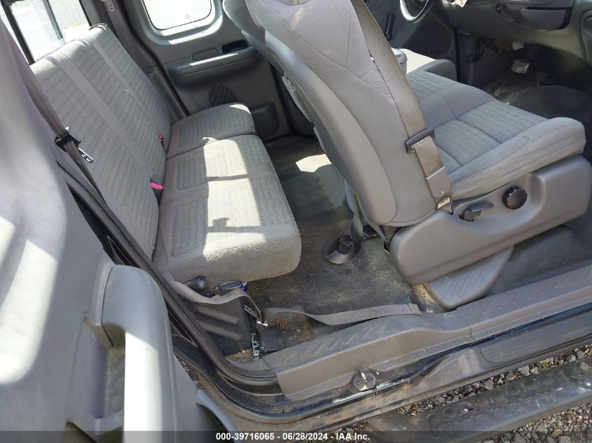 2001 Ford F-150 Xl/Xlt VIN: 1FTZX17261NB16307 Lot: 39716065