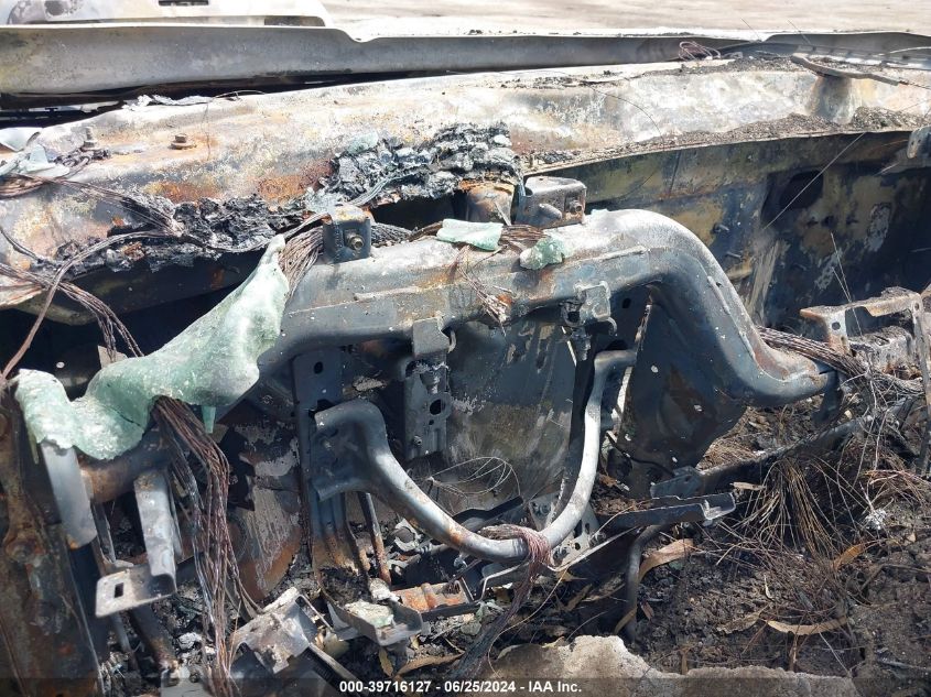 2011 Chevrolet Silverado C1500 VIN: 1GCRCPEX8BZ224130 Lot: 39716127