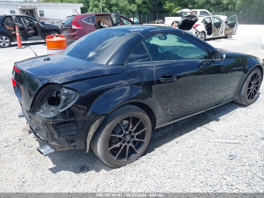 2007 Mercedes-Benz Slk 350 VIN: WDBWK56F67F165912 Lot: 39716141