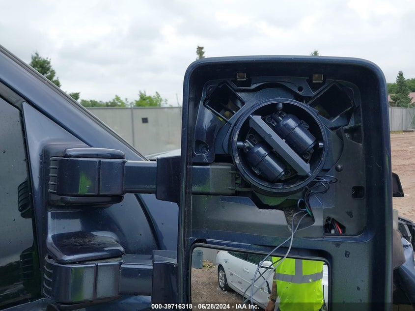 2005 Ford F-250 Xl/Xlt VIN: 1FTSF21P15ED05872 Lot: 39716318