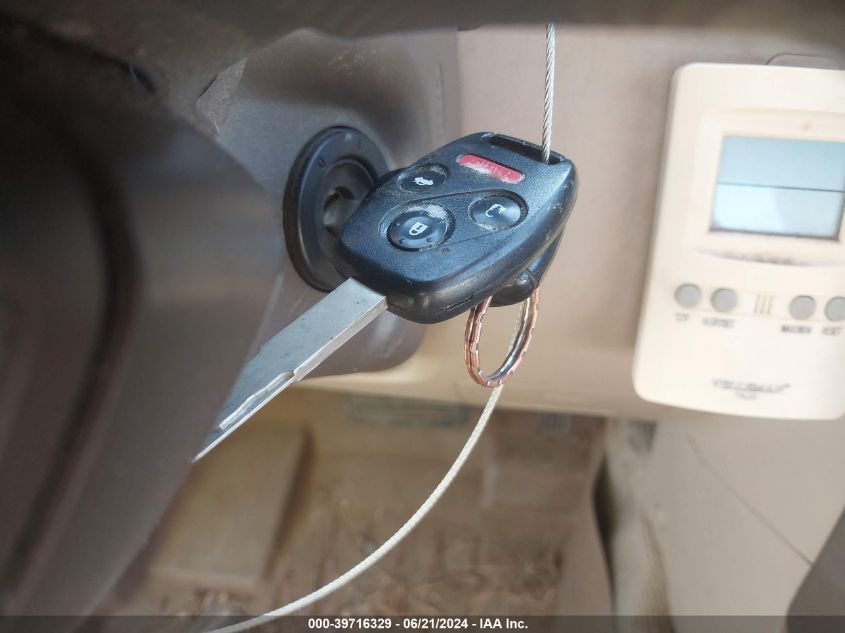 2005 Honda Cr-V Lx VIN: JHLRD78505C008113 Lot: 39716329