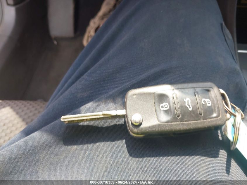 2014 Volkswagen Passat S VIN: 1VWAP7A37EC011498 Lot: 39716359