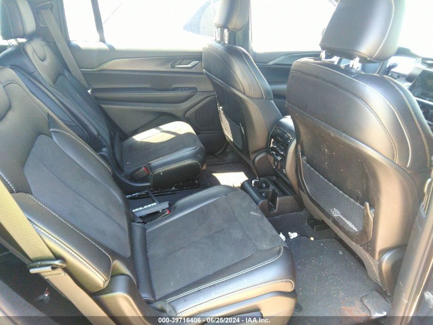 2023 Jeep Grand Cherokee L Altitude 4X4 VIN: 1C4RJKAGXP8837488 Lot: 39716406