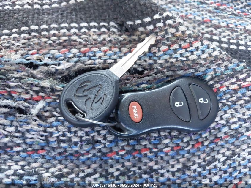 2005 Dodge Ram 1500 Slt/Laramie VIN: 1D7HU18D35S275156 Lot: 39716430