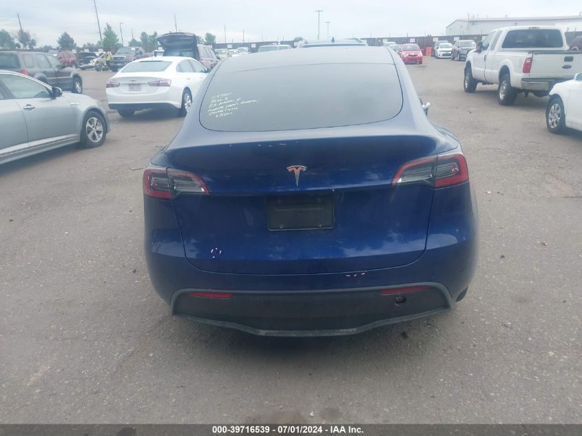 2022 Tesla Model Y Long Range Dual Motor All-Wheel Drive VIN: 7SAYGDEE0NF308520 Lot: 39716539