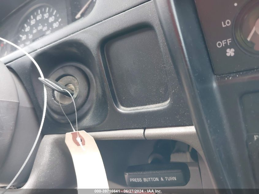 2002 Toyota Tacoma VIN: 5TENL42N52Z022415 Lot: 39716641