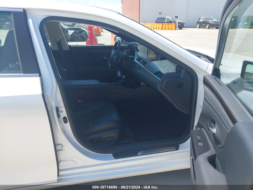 VIN JTHBZ1B18K2005026 2019 LEXUS ES 350 LUXURY