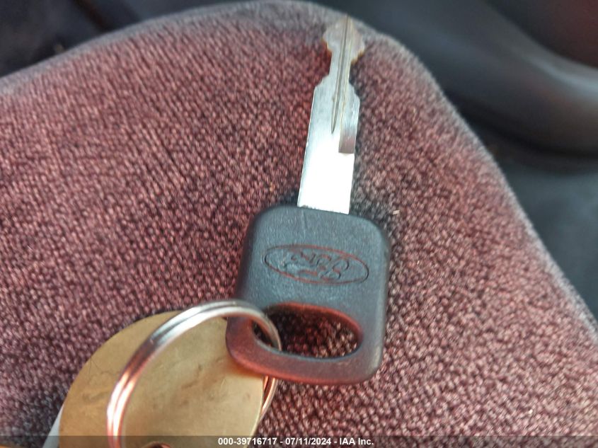 2015 Ford Econoline E450 Super Duty Cutwy Van VIN: 1FDEE4FL0FDA23811 Lot: 39716717