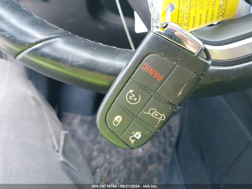 VIN 3C4NJDBB4NT102470 2022 JEEP COMPASS LATITUDE 4X4