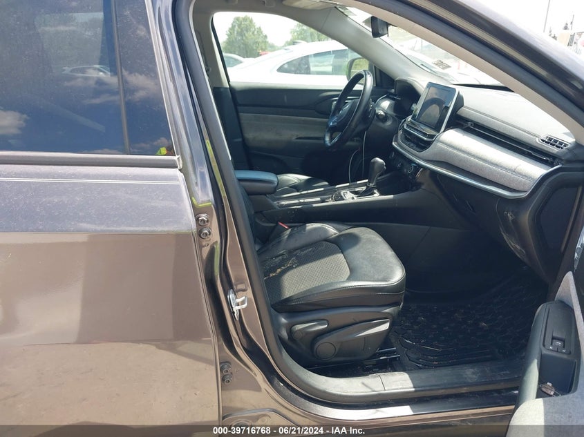 VIN 3C4NJDBB4NT102470 2022 JEEP COMPASS LATITUDE 4X4