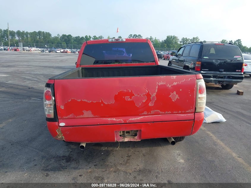 2000 Chevrolet Silverado C1500 VIN: 1GCEC14W9YZ344905 Lot: 39716828