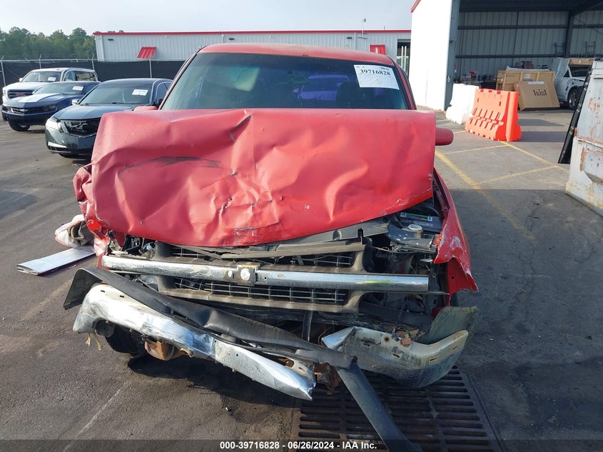 2000 Chevrolet Silverado C1500 VIN: 1GCEC14W9YZ344905 Lot: 39716828