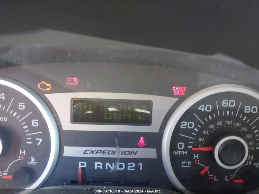 2005 Ford Expedition Xlt VIN: 1FMFU15515LA33857 Lot: 39716910