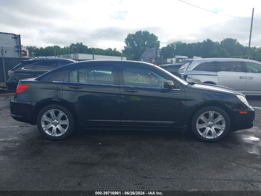 2010 Chrysler Sebring Limited VIN: 1C3CC5FV8AN148992 Lot: 39716961