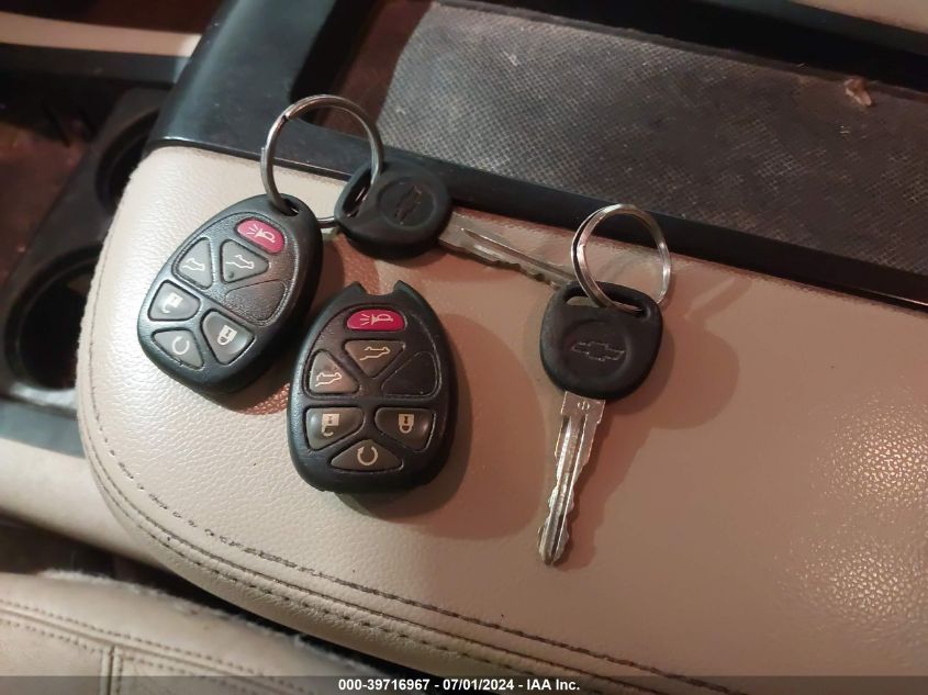 2012 Chevrolet Suburban 1500 Lt VIN: 1GNSKJE77CR217664 Lot: 39716967