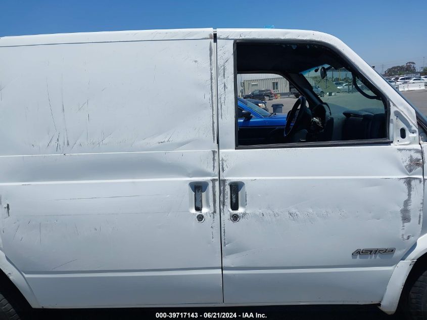 2001 Chevrolet Astro VIN: 1GCDM19W81B117138 Lot: 39717143