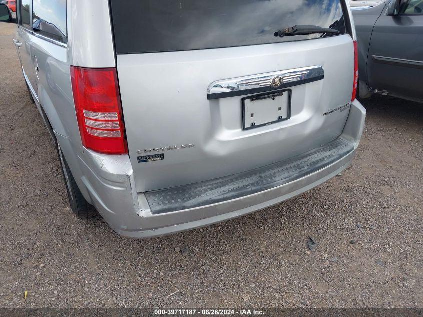 2010 Chrysler Town & Country Lx VIN: 2A4RR4DE7AR103993 Lot: 39717187